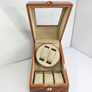 Automatic DUAL WATCH WINDER Winds 2 Holds 3 Runs Off 2 X D Batteries.